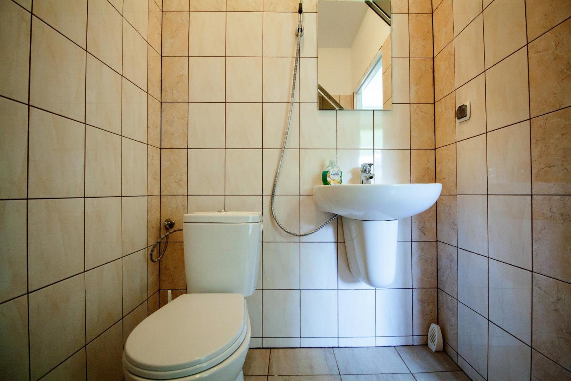 Ustrzyki Górne Kremenarosホステル 部屋 写真